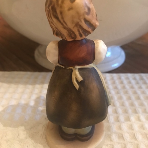Vintage M. J. Hummel Goebel “For Mother” Girl with Flowers 257  1963 No Box - Picture 5 of 7